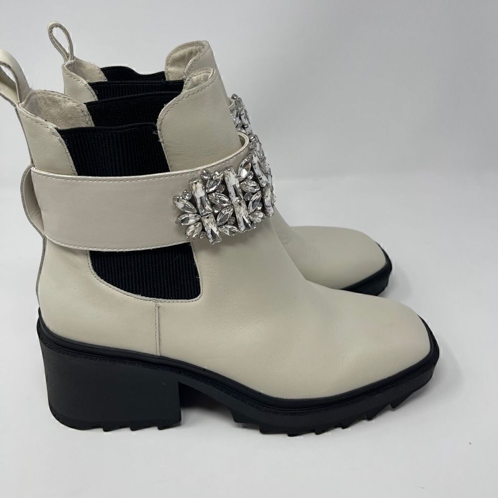 KARL LAGERFELD PARIS Cavin Metallic Block Heel Square Ankle Boot Sz 10 - Picture 2 of 7
